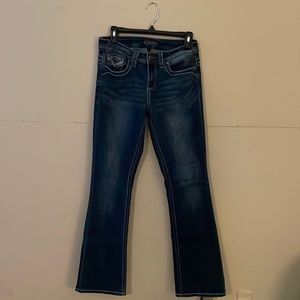 Women’s mid waist Shyanne dark blue boot cut jeans size 28